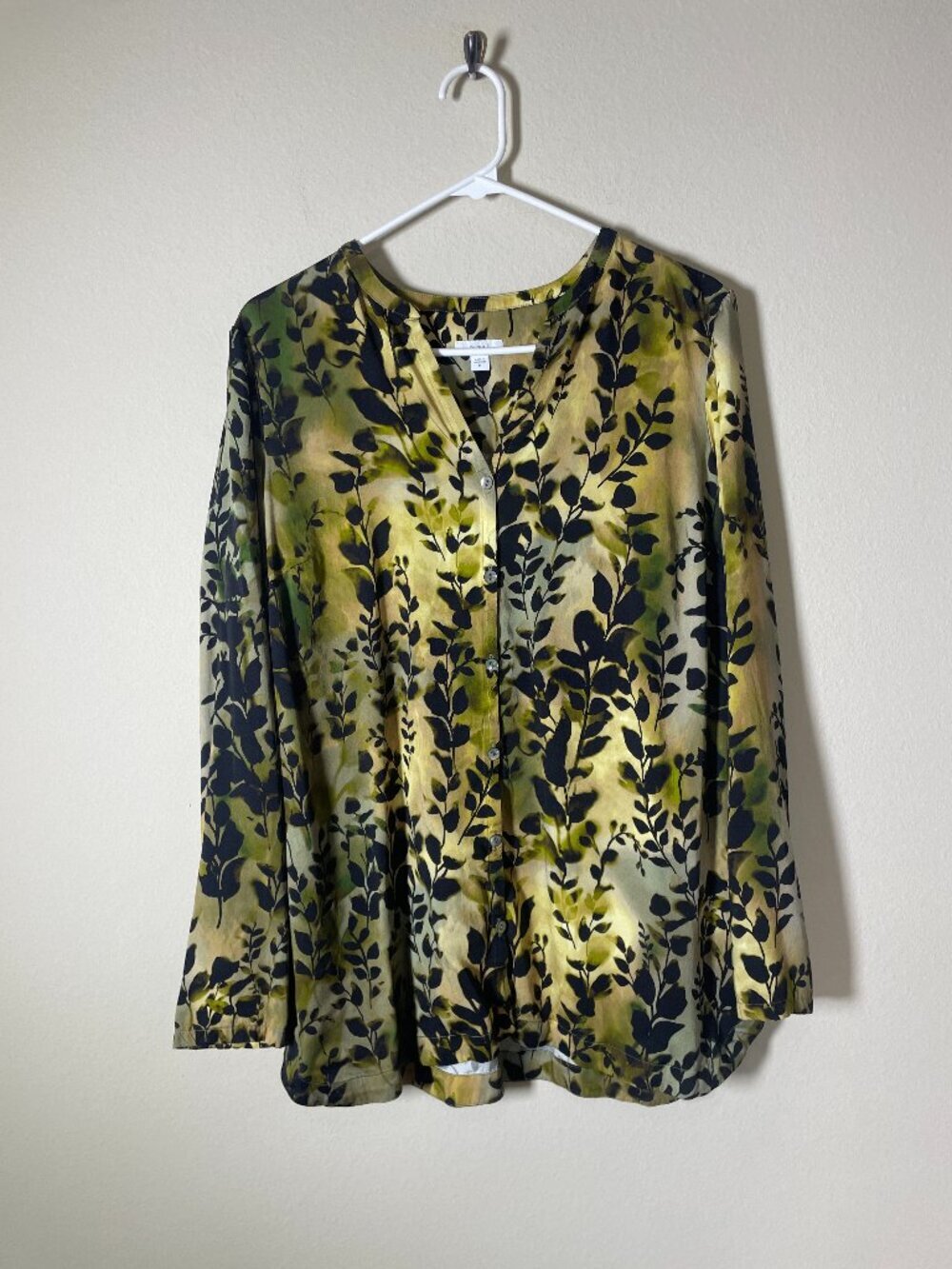 Pure Jill Women's LS Wearable Art Blouse BU Yellow Black Silhouette Print Medium